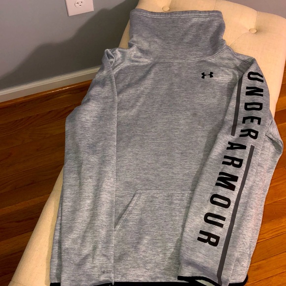 Under Armour Tops - Women’s Under Armour Cold Gear Sweatshirt XXL